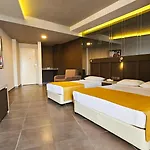 بلو ستار 4*